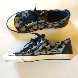 Coach Women's Barrett Black and White Sneakers size 8